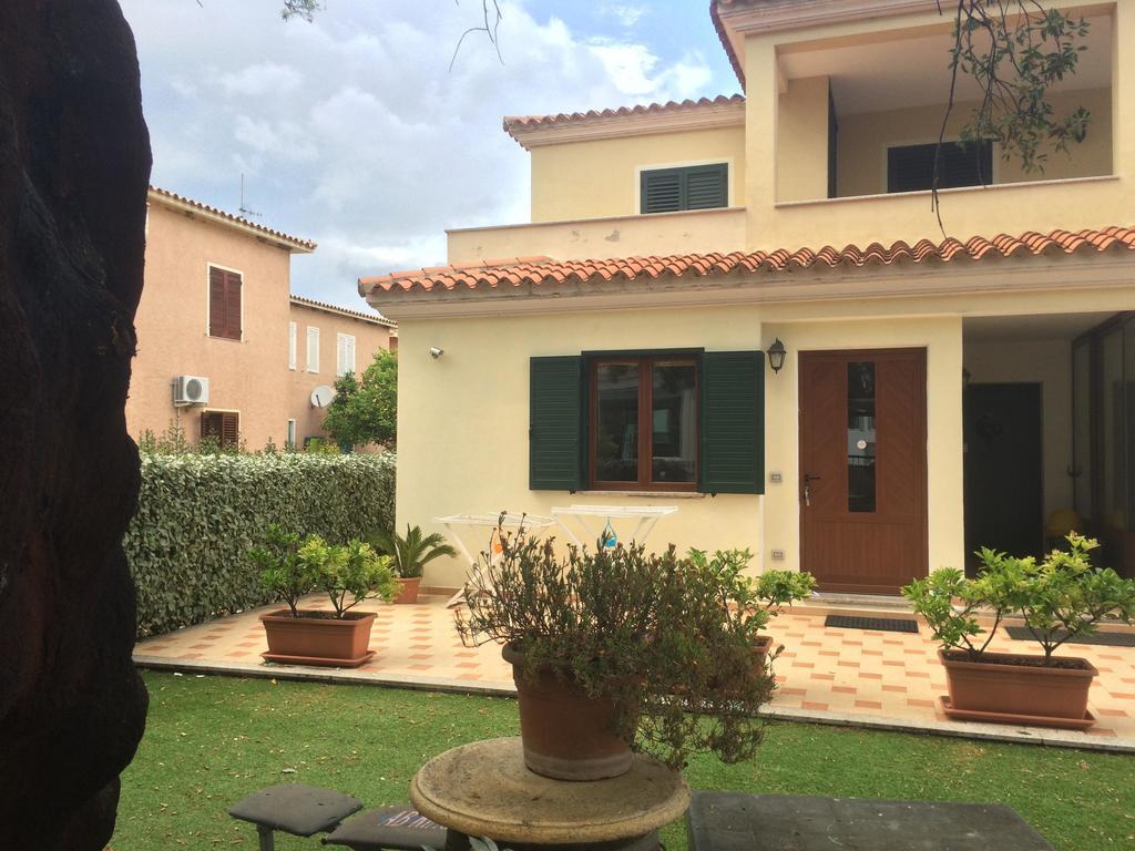 Appartamento Gallospot San Teodoro (Sardinia) Rum bild